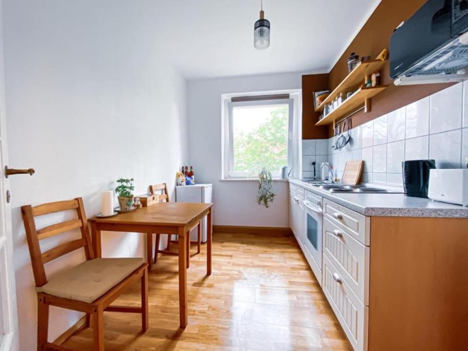 Helle Wohnung Im Norden Leipzigs Экстерьер фото